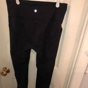 Black lululemon leggings